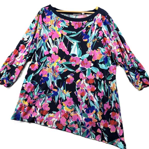 Susan Graver Liquid Knit Top Colorful Floral Asymmetrical Hem Boat Neck 2X C170 - Picture 1 of 9